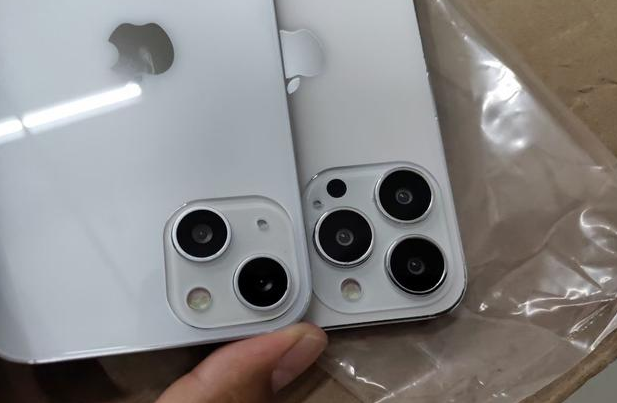 呼玛苹果手机维修分享iPhone 13‌机模长什么样 